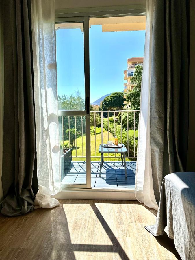Minerva Estudio Suite La Biznaga , Beach And Pool Беналмадена Екстериор снимка